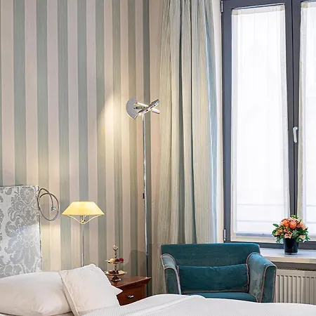 Goliath Am Dom Otel