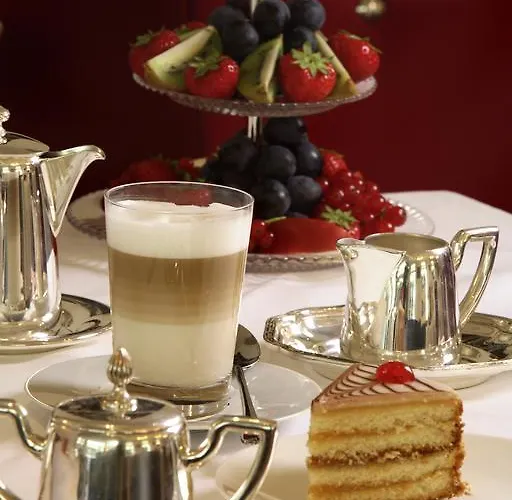 Hotel Goliath Am Dom 5*